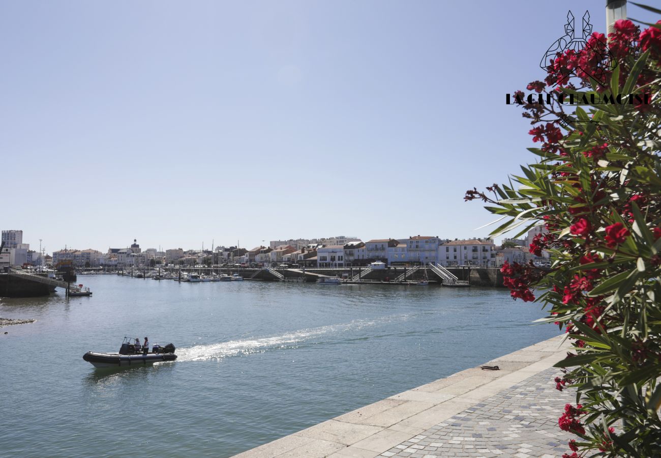 Maison à Les Sables-d´Olonne - 🌱 L’Escale Chaumoise ⚓ : Charme, Terrasse Cosy & Confort à La Chaume
