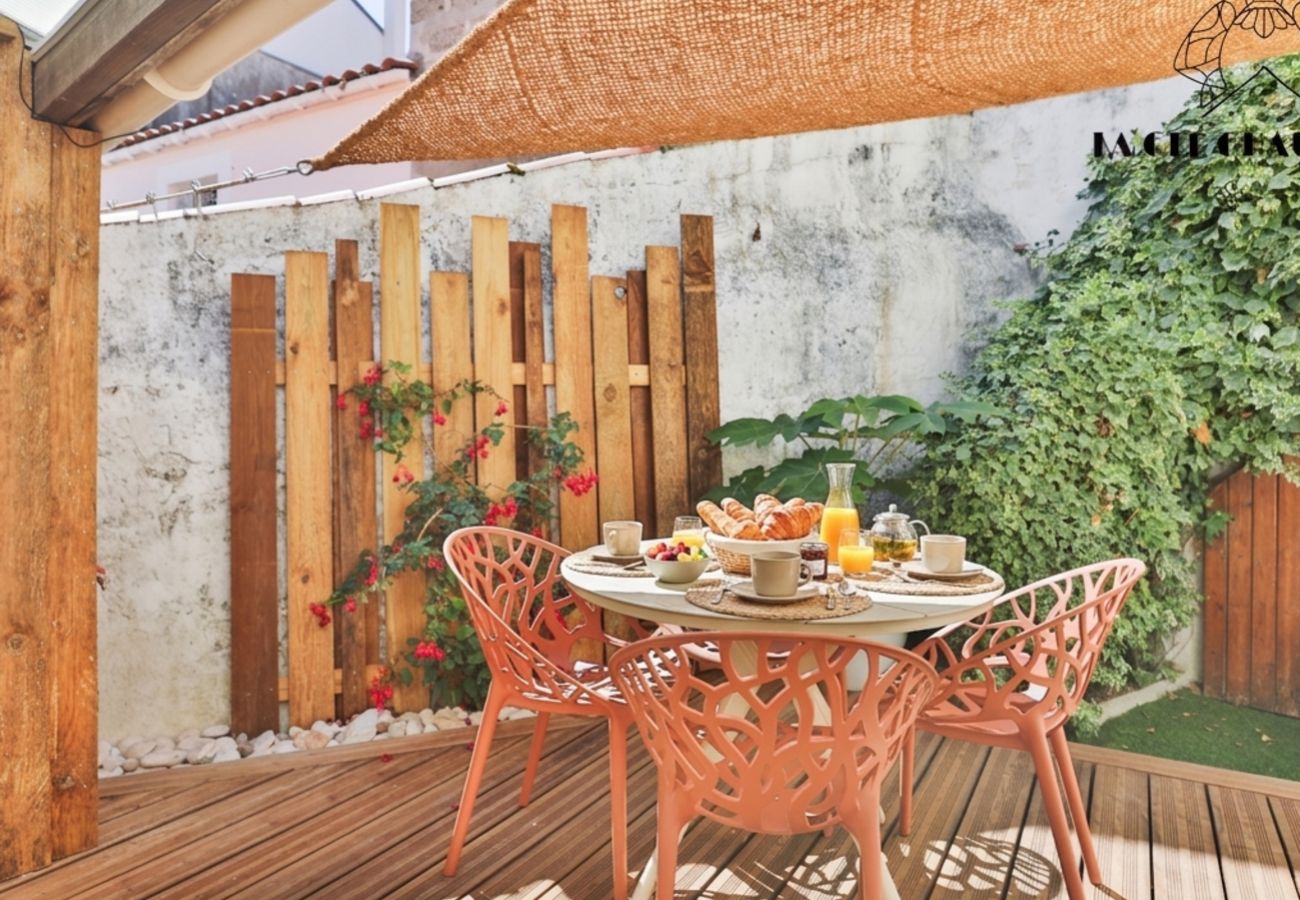 Maison à Les Sables-d´Olonne - 🌱 L’Escale Chaumoise ⚓ : Charme, Terrasse Cosy & Confort à La Chaume