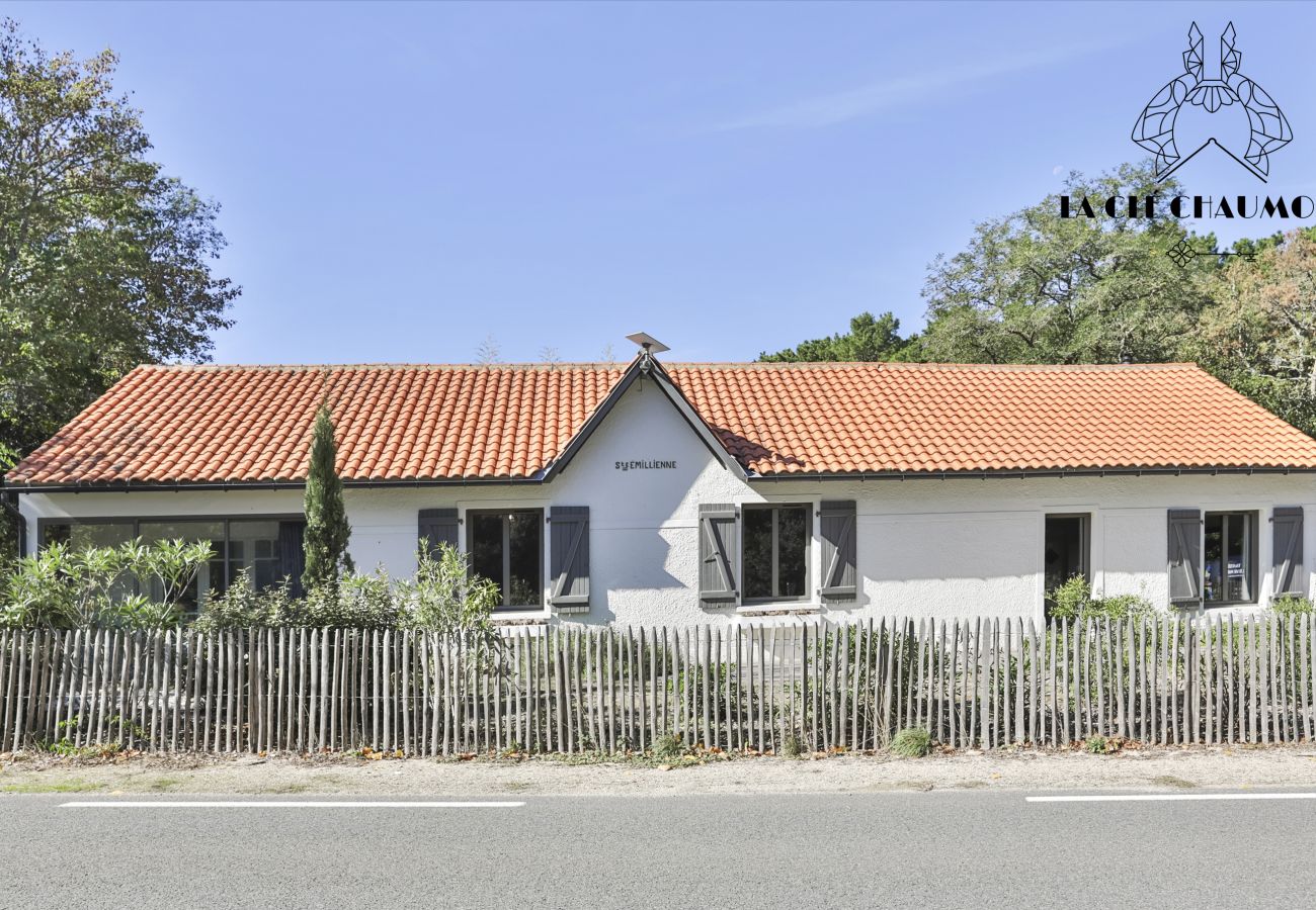 Villa à Les Sables-d´Olonne - La Cachette des Vagues 🌿 Maison nature I Piscine & Jacuzzi I 10 pers