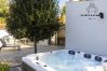Villa à Les Sables-d´Olonne - La Cachette des Vagues 🌿 Maison nature I Piscine & Jacuzzi I 10 pers